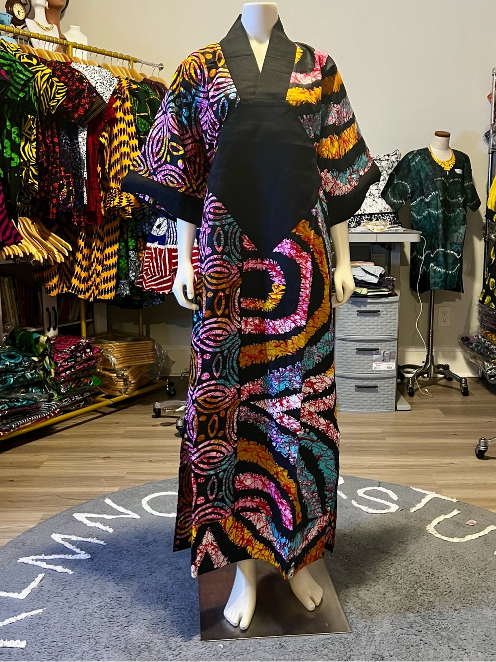 Vibrant Multicolor African Print Kaftan Maxi Dress with Black V-Neck